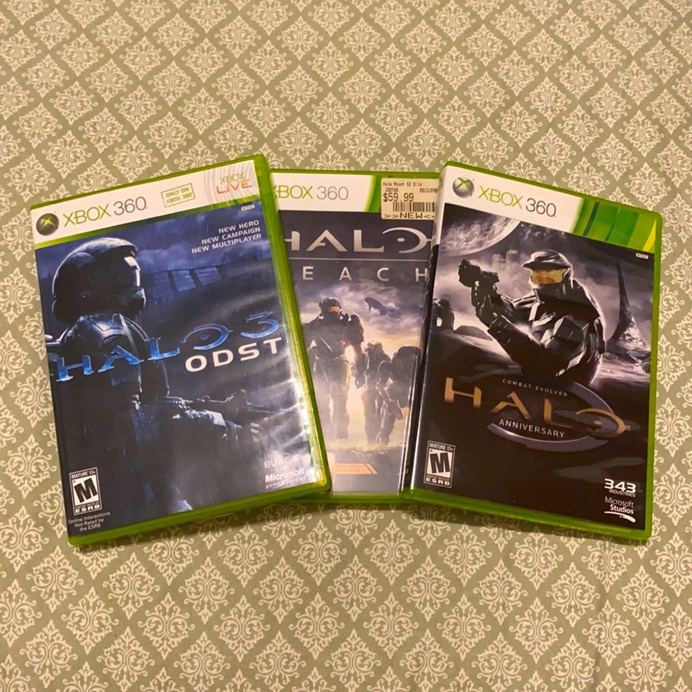 Xbox 360 HALO Game Bundle